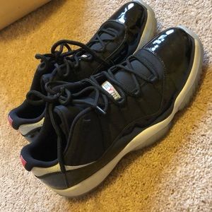 Jordan 11 Retro Low Infrared 23 size 15